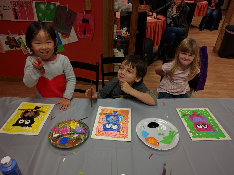 kids painting